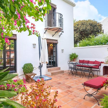 All About Lomas De Marbella Club Pueblo Villa Exterior photo