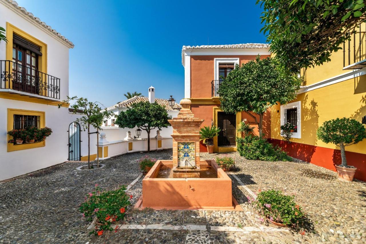 All About Lomas De Marbella Club Pueblo Villa Exterior photo