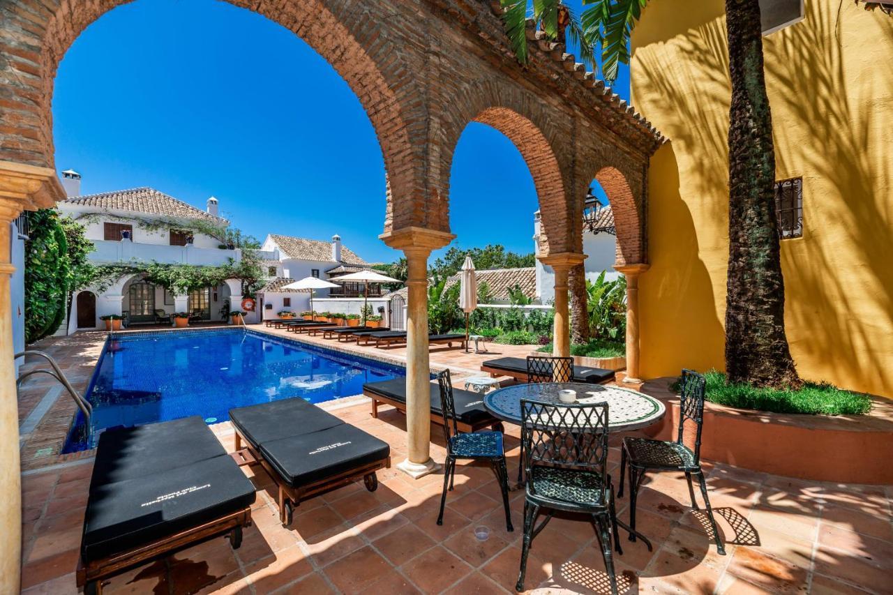All About Lomas De Marbella Club Pueblo Villa Exterior photo